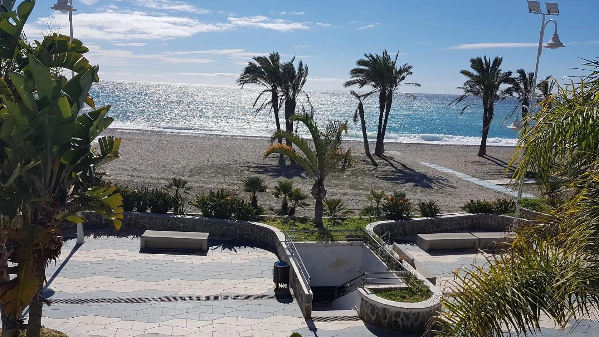 Chic Home With Garage Almunecar San Cristobal location